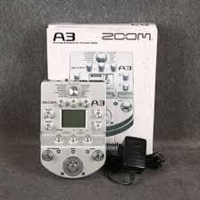 Zoom A3 Acoustic preamp