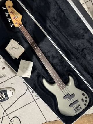 Fender Deluxe Series Zone