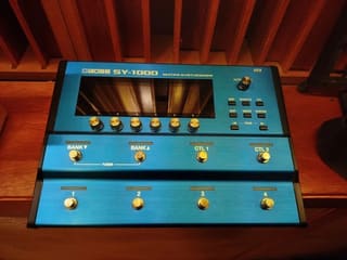 Boss SY-1000