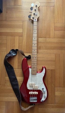 Fender Precision Bass (P-Bass)