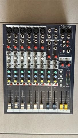 Soundcraft EPM6 Αναλογικός Μίκτης 6 Mono / 2 Stereo (Πρόσφατο Service)