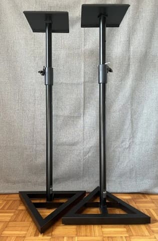 Βάσεις studio monitor Behringer SM5002