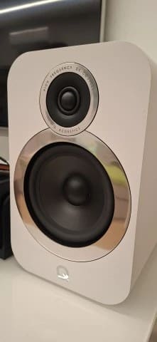 Q Acoustics 3030i
