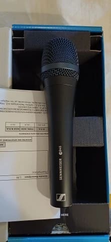 Sennheiser e 945