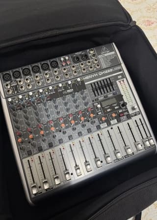 Behringer XENYX QX1222USB