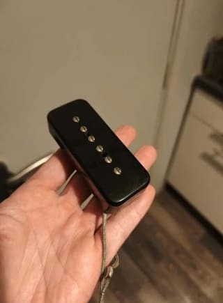 Gibson P100