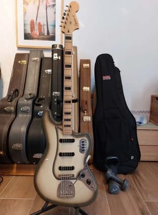 Squier Classic Vibe Bass VI MN Antigua
