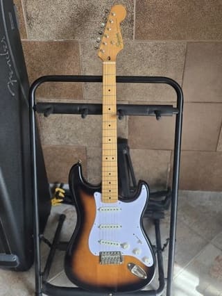 Squier CV Stratocaster Lock-tun
