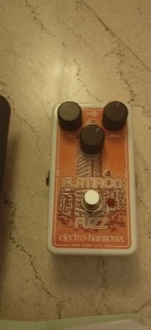 Electro-Harmonix Flatiron Fuzz