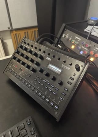 Korg Drumlogue