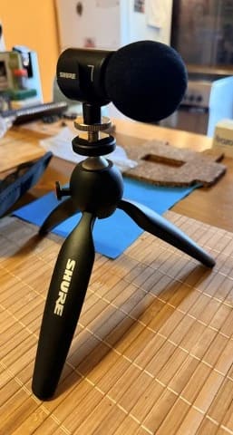Shure MV88+