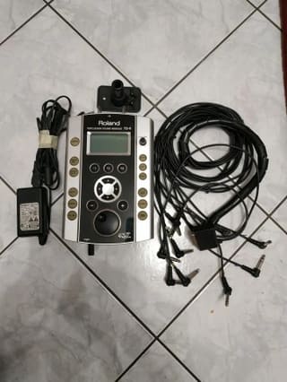 Roland DT-9