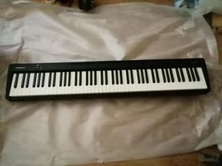 PIANO ROLAND FP10 380 euro