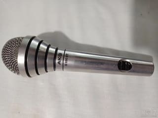 Μικρόφωνο AKG 330BT