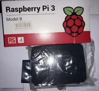 Raspberry Pi 3 Model B (cased)