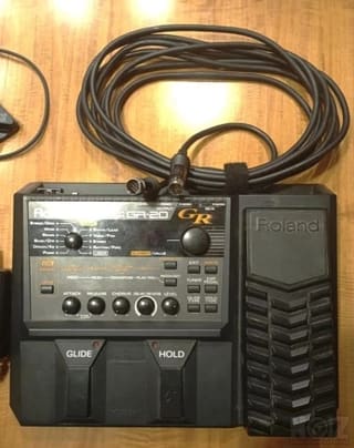 ROLAND  GR-20 μαζί με GK μαγνήτες