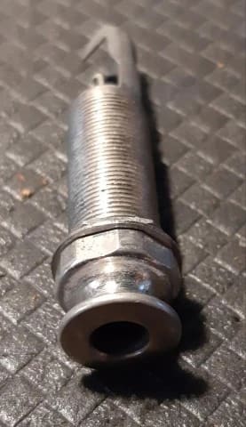 Switchcraft 152B stereo long output 1/4