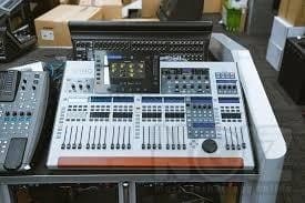 Behringer WING 48-Channel / 28-Bus Full-