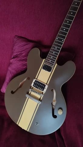 Epiphone Es 333 Tom Delonge