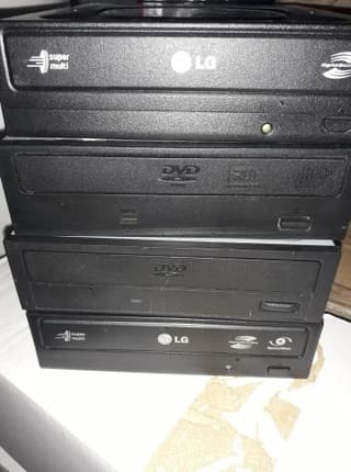 DVD-RW drive - Χαριζεται