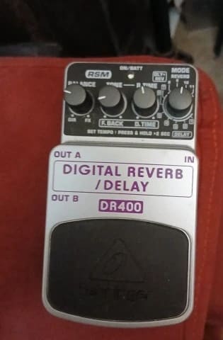 ΠΕΤΑΛΙ  DELAY -REVERB behringer