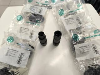 NEUTRIK POWERCON PLUGS (8ps)