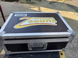 Flight case 8U όρθιο για