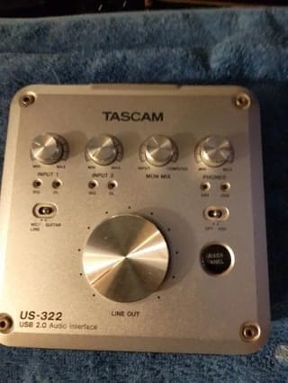 Tascam US-322