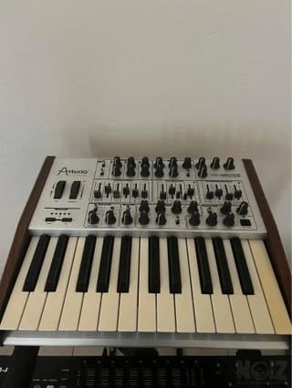 Arturia Minibrute SE