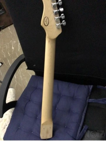 Line6 variax 300 Body Neck