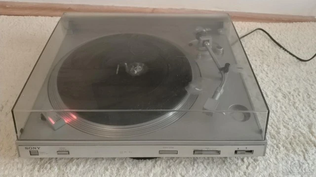 πικαπ SONY PS 333
