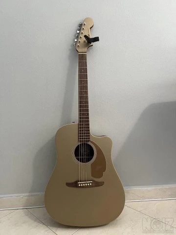 Fender Redondo electric acoustic guitar