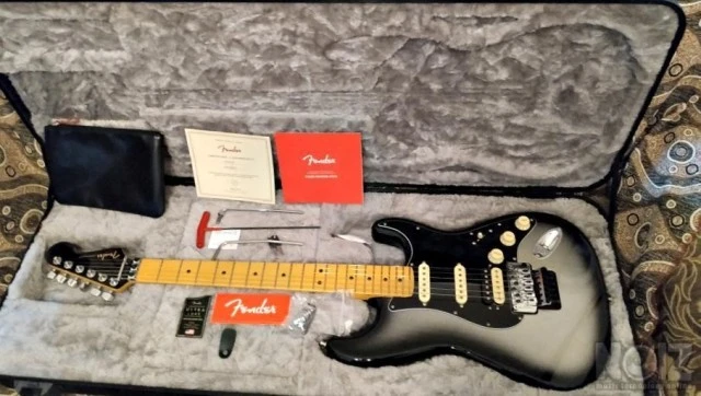Fender AM Ultra Luxe Strat HSS Floyd Ros