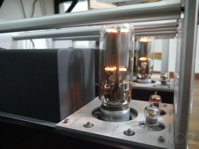 CONSONANCE CYBER -211 SE Monoblocks Τελι