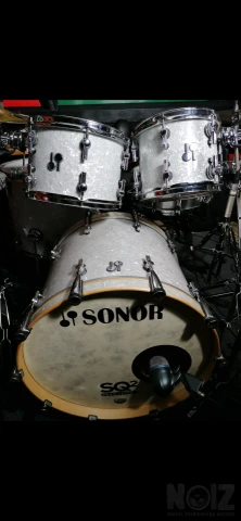 Sonos SQ2 maple 18x16 bass drum