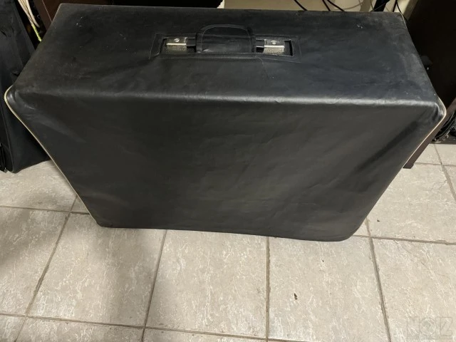 Tonehunter 2x12 Cabinet Unloaded