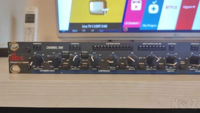 DBX 1066 Compressor/Limiter/Expander