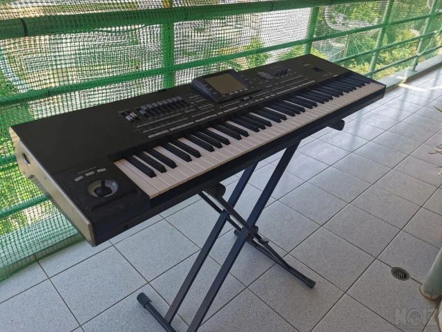 KORG PA3X, 76 πλήκτρα