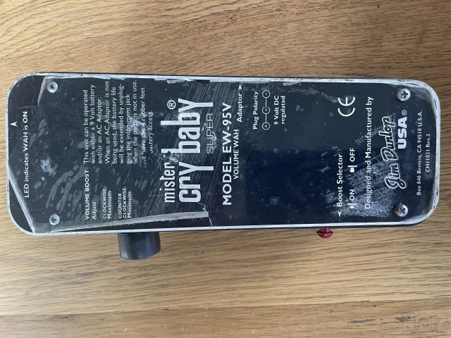 Dunlop Mister Cry Baby Wah Volume with b