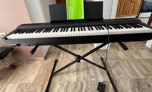 Yamaha P125