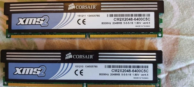Corsair XMS2 DDR2 XM2X2048-6400