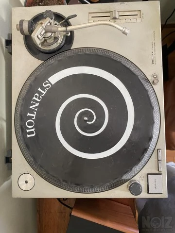 Technics SL-1200 MK2