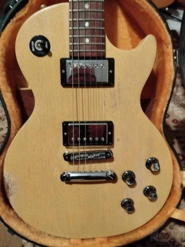 Gibson les paul special