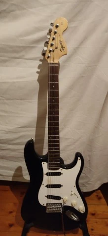 Fender Squier Strat Ηλεκτρική Κιθάρα