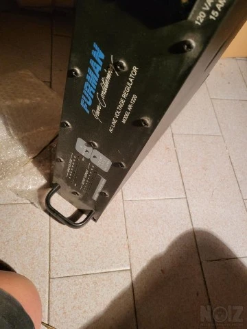 Furman AR 1220 σταθεροποιητής