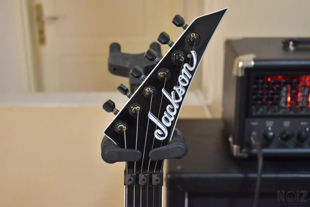 Jackson Pro Plus Soloist SLA3 DB