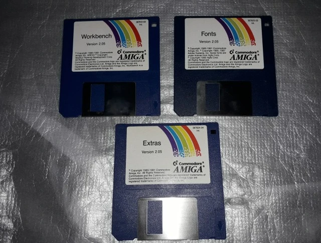 Amiga 600 original manuals, δισκέτες και κουτί