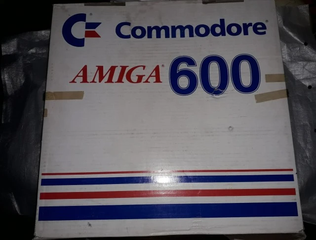 Amiga 600 original manuals, δισκέτες και κουτί