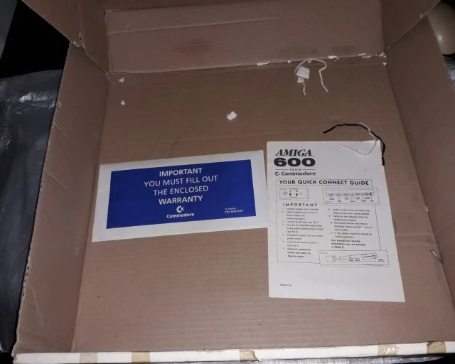 Amiga 600 original manuals, δισκέτες και κουτί