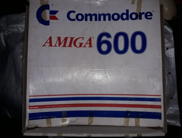 Amiga 600 original manuals, δισκέτες και κουτί